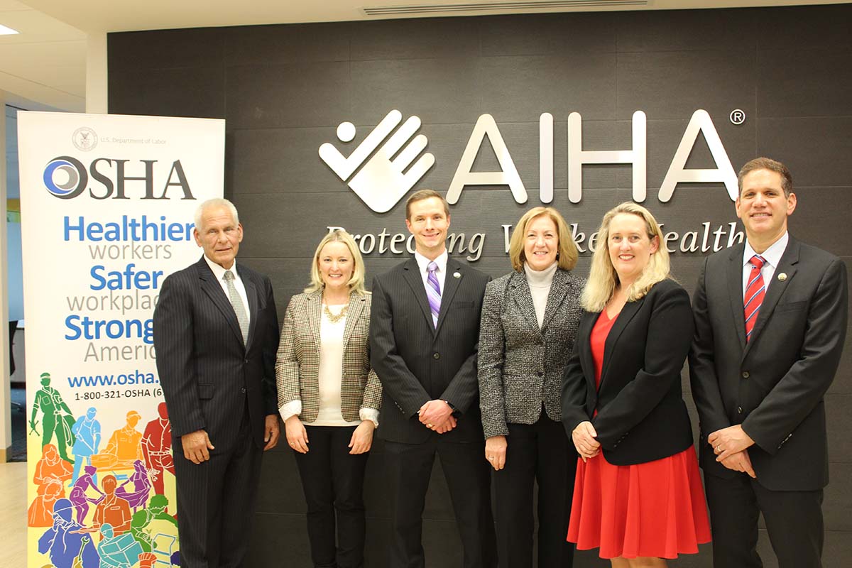 OSHA and AIHA representatives at the Alliance renewal signing ceremony on November 8, 2018.