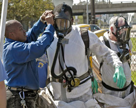 Photo courtesy of FEMA. This picture shows actual disaster site work conditions and may not illustrate proper safety and health procedures.