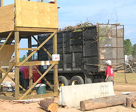 Photo courtesy of the U.S. Army Corp of Engineers. This picture shows actual disaster site work conditions and may not illustrate proper safety and health procedures.
